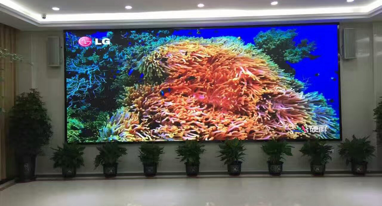 室内高清LED显示屏P4